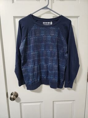 Her Universe Doctor Who Navy Blue TARDIS Crewneck Sweater